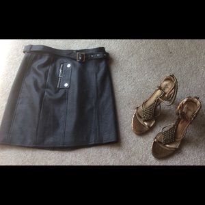 Topshop black leather skirt Size 6 NWT